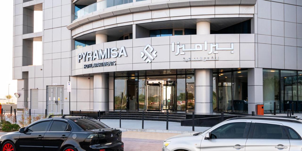 Pyramisa Hotel Apartments Дубай Экстерьер фото